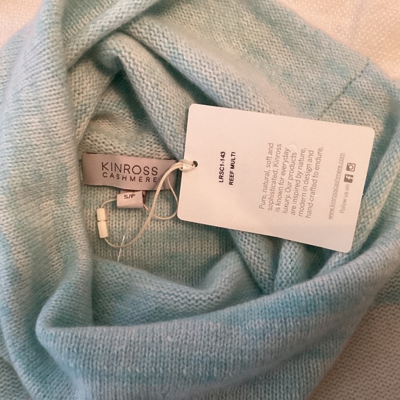 Kinross 4-ply Cashmere Ombré Cowl Neck Sweater in Reef Multi Blue Gray Turquoise - Picture 10 of 11